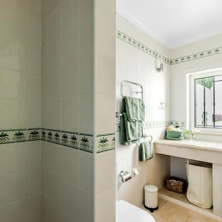 Διαμέρισμα Stunning Offers Unparalleled Sea Views Heated Pool